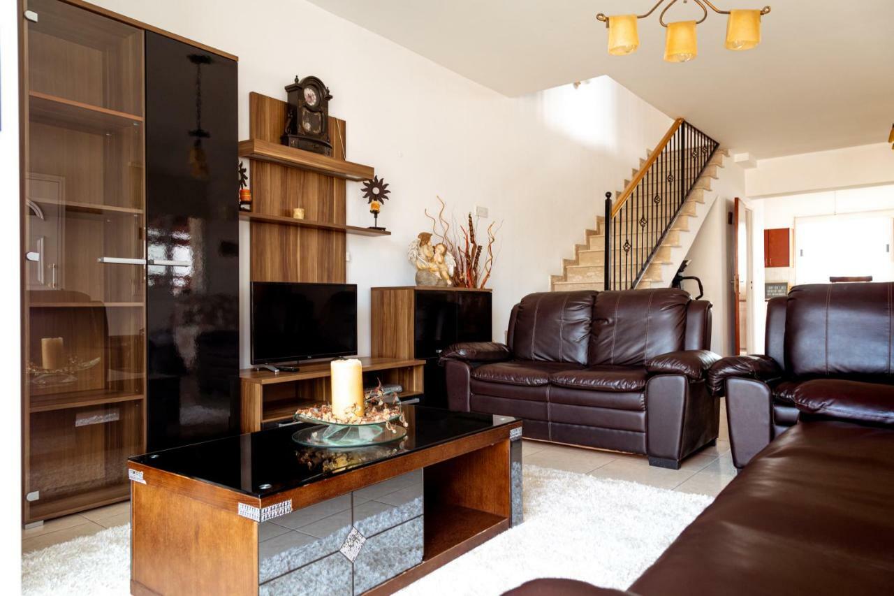Nikoleta House Villa Emba ภายนอก รูปภาพ